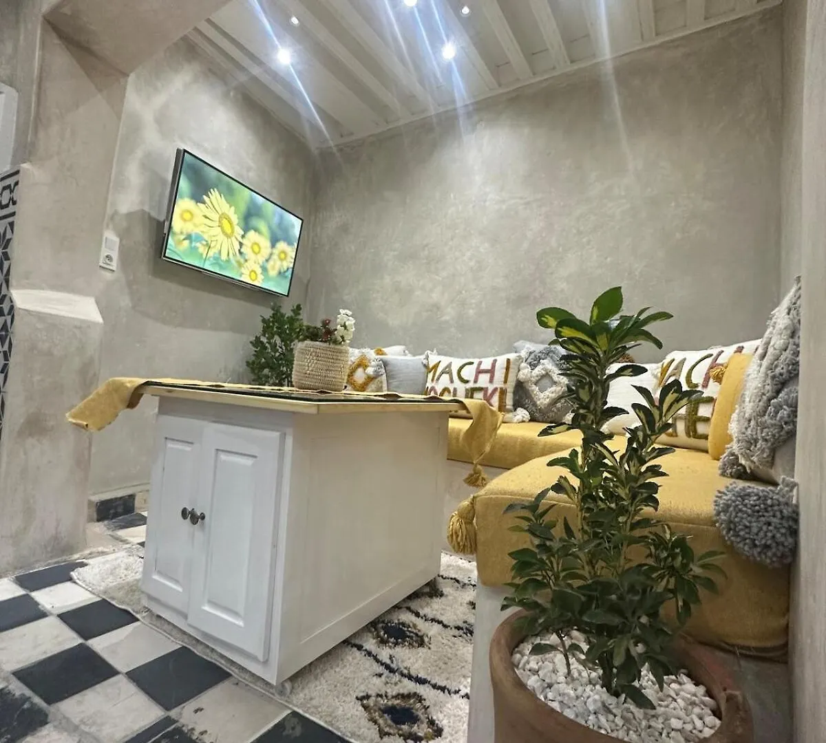 Apartment Mini Style Riad In The Heart Of The Medina Essaouira Morocco